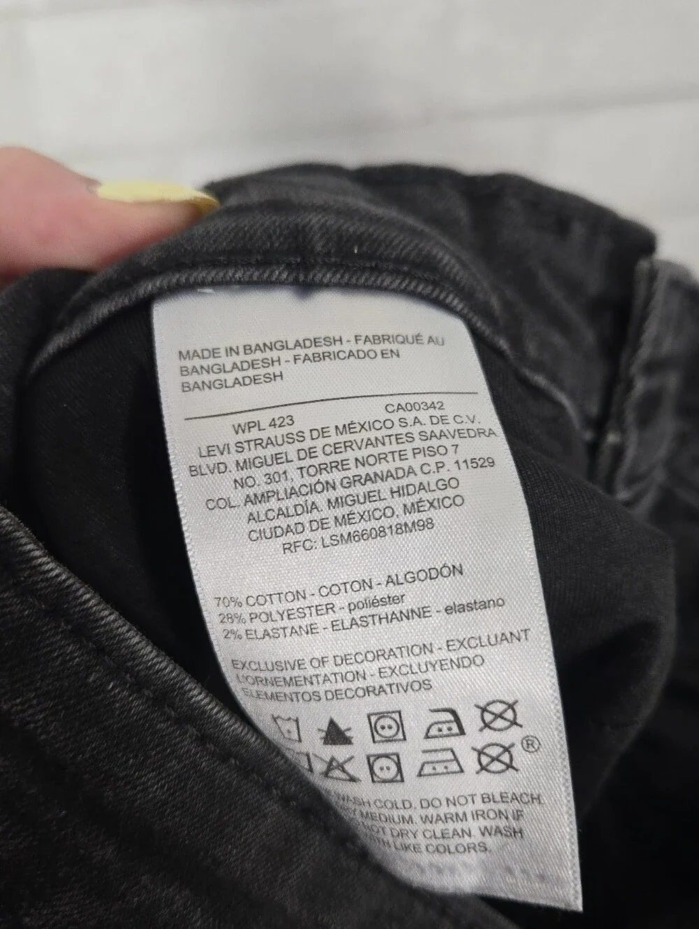 Denizen from Levi's ultra high-rise super skinny jeans
